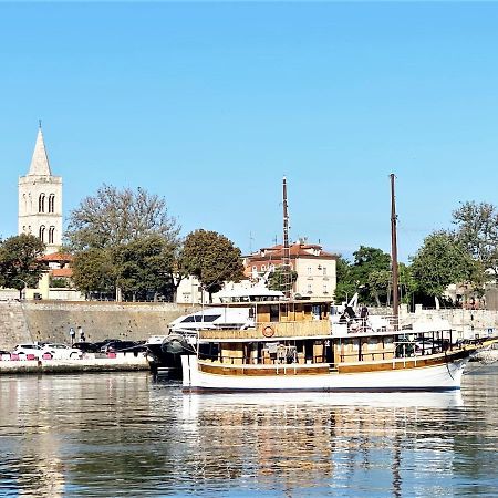Rhythm Floating Hostel - Задар Екстериор снимка
