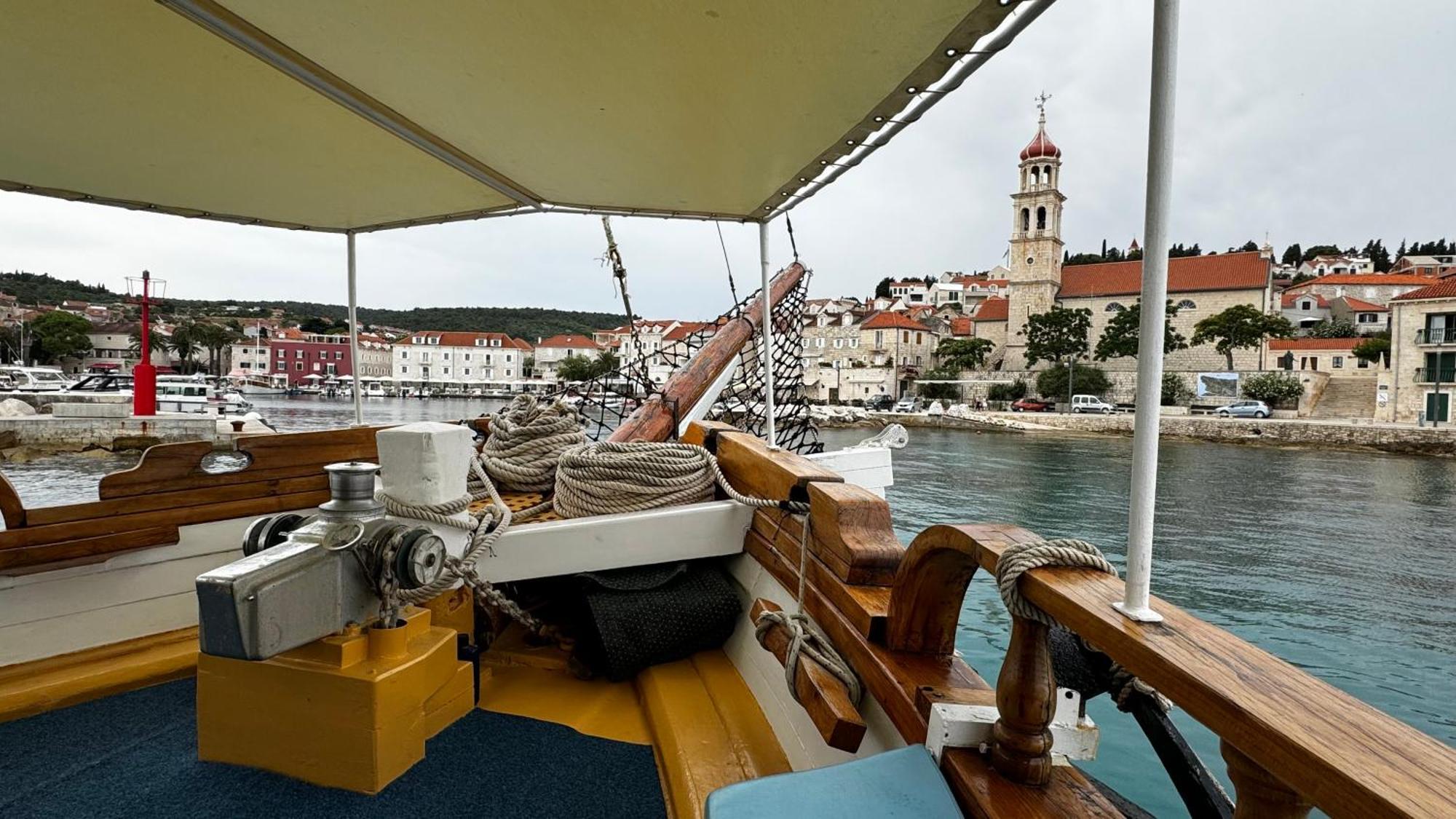 Rhythm Floating Hostel - Задар Екстериор снимка